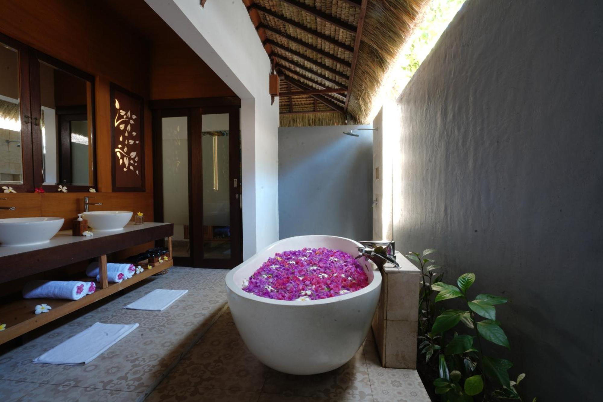 A Villa Gili Air Exterior photo